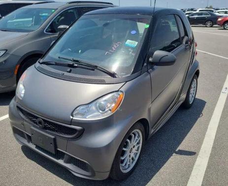 2014 smart ForTwo 2dr Coupe Passion