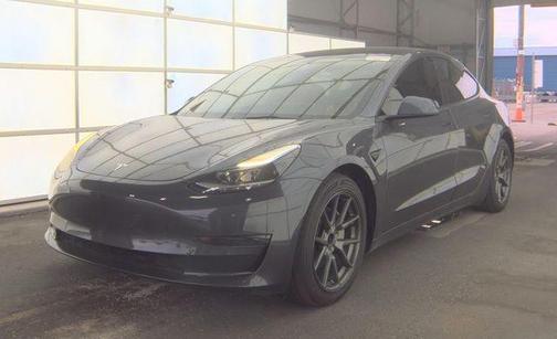 Midnight Silver Metallic 2023 Tesla Model 3 Standard Range