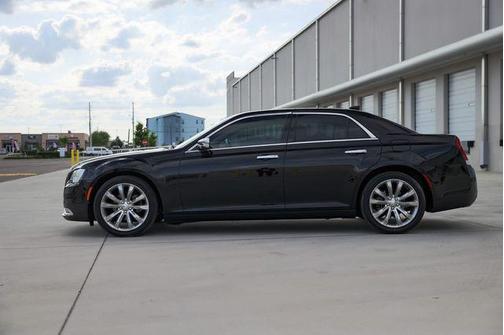 2019 Chrysler 300 Limited