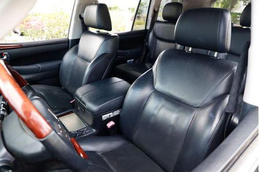 2014 Lexus LX 570 Base