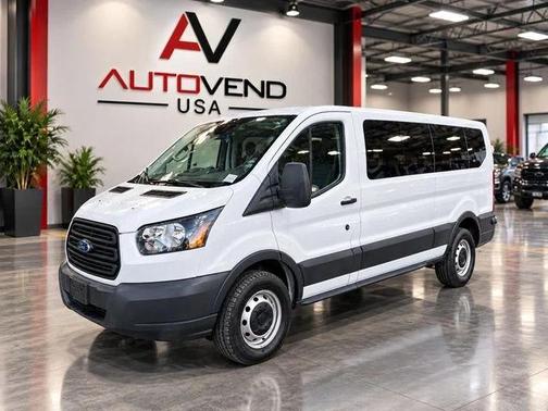 Oxford White 2018 Ford Transit-350 XL