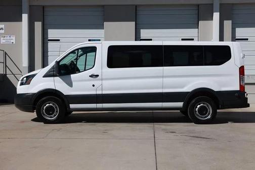 Oxford White 2018 Ford Transit-350 XL