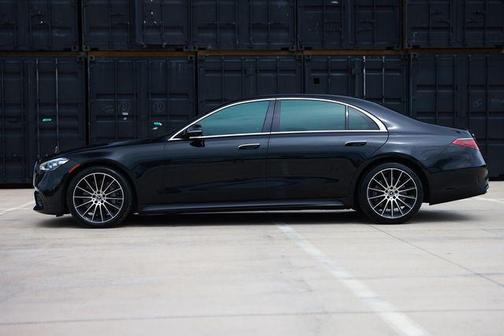 Black 2022 Mercedes-Benz S-Class 4MATIC