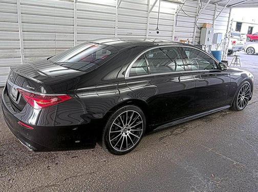 Black 2022 Mercedes-Benz S-Class 4MATIC