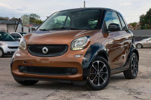 Hello Yellow (Metallic) 2016 smart ForTwo passion