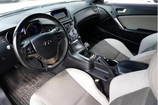 Casablanca White 2015 Hyundai Genesis Coupe 3.8 Base