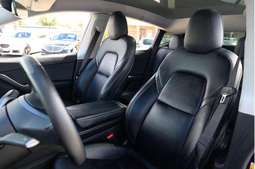 2022 Tesla Model Y Long Range AWD