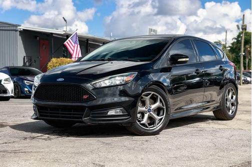 2017 Ford Focus ST
