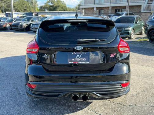 2017 Ford Focus ST