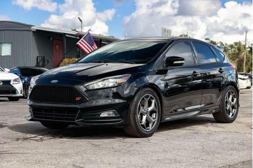 2017 Ford Focus ST