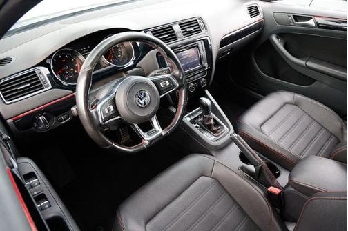 2017 Volkswagen Jetta GLI