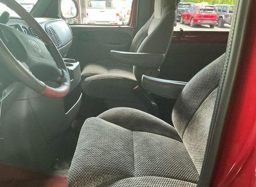 Colorado Red 2000 Dodge Ram Wagon 3500 127' WB MAXI