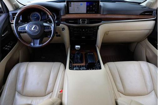 2017 Lexus LX 570 Base