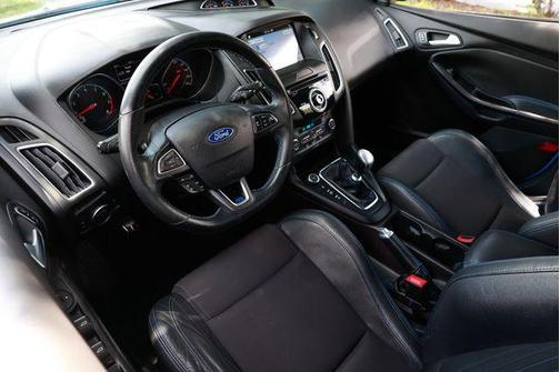 2017 Ford Focus RS Base