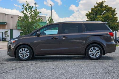 2016 Kia Sedona LX