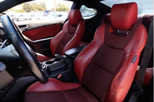 2013 Hyundai Genesis Coupe 3.8 R-Spec