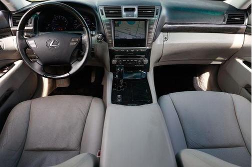 2010 Lexus LS 460 Base