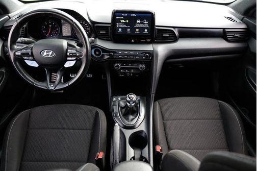 2019 Hyundai Veloster Base