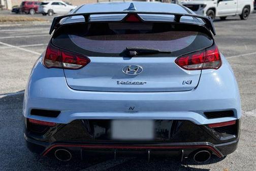 2019 Hyundai Veloster Base