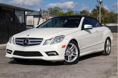 Designo Magno Cashmere White Matte 2011 Mercedes-Benz E-Class E 550 2dr Cabriolet E550 RWD