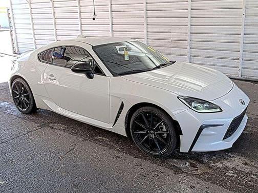 Halo 2022 Toyota GR86 Base