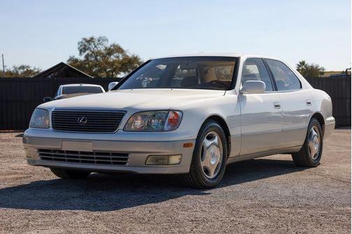1999 Lexus LS 400 Base