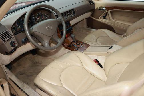 Magma Red 1999 Mercedes-Benz SL-Class SL500 2dr Roadster 5.0L