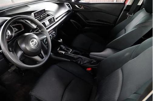 2015 Mazda Mazda3 i SV
