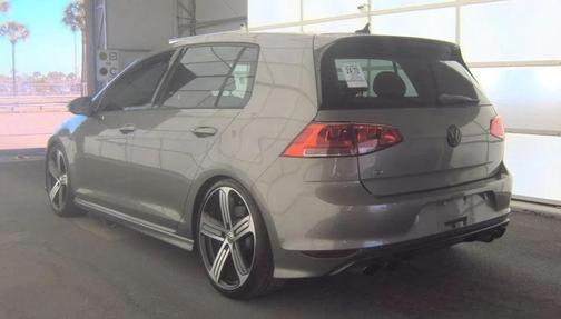 2015 Volkswagen Golf R 4-Door w/DCC & Navigation