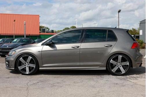 2015 Volkswagen Golf R 4-Door w/DCC & Navigation