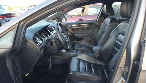 2015 Volkswagen Golf R 4-Door w/DCC & Navigation