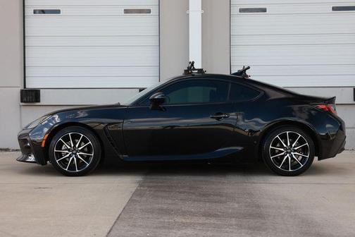 Raven 2023 Toyota GR86 Base