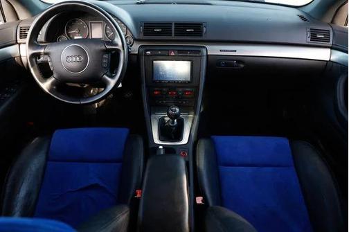 2005 Audi S4 4.2 quattro