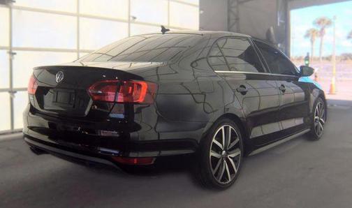 Deep Black Metallic 2013 Volkswagen Jetta GLI Autobahn
