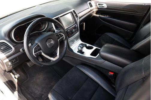 Bright White Clearcoat 2015 Jeep Grand Cherokee Altitude
