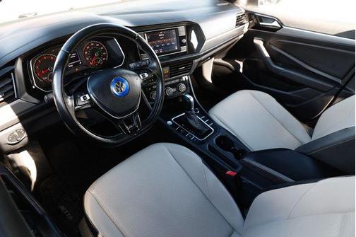 2019 Volkswagen Jetta 1.4T R-Line