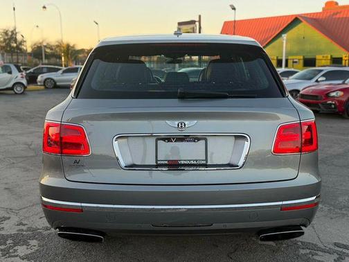 2018 Bentley Bentayga W12 Signature