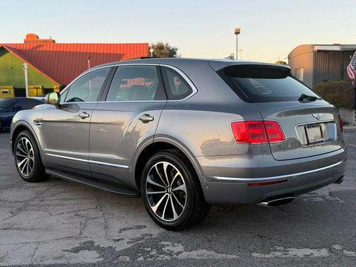 2018 Bentley Bentayga W12 Signature