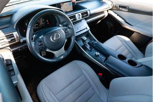 2016 Lexus IS 350 Base