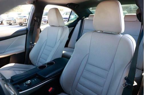 2016 Lexus IS 350 Base