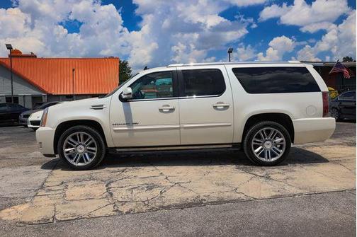 2014 Cadillac Escalade ESV Premium