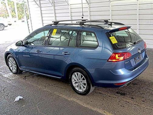 2016 Volkswagen Golf SportWagen TSI S 4-Door