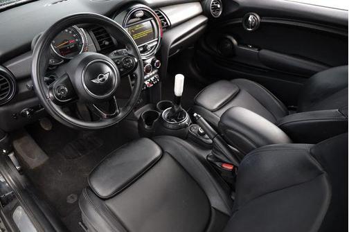 Midnight Black Metallic 2015 MINI Hardtop Cooper
