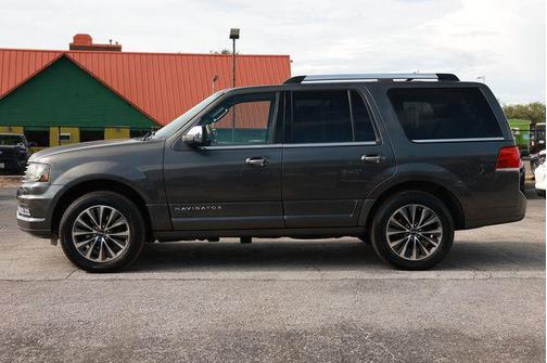 GRAY 2016 Lincoln Navigator Select