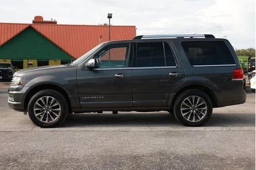 GRAY 2016 Lincoln Navigator Select
