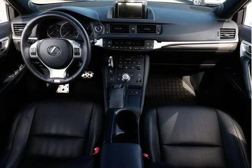 2012 Lexus CT 200h Premium