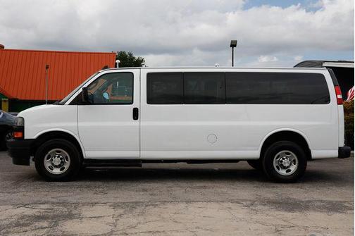 Special Exterior Color 2022 Chevrolet Express 3500 RWD 3500 Extended Wheelbase LS