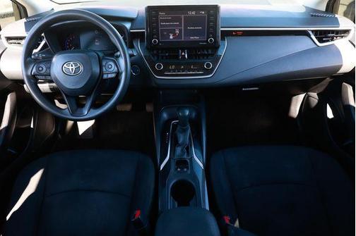 2022 Toyota Corolla Hybrid SE