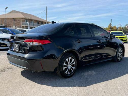 2022 Toyota Corolla Hybrid SE