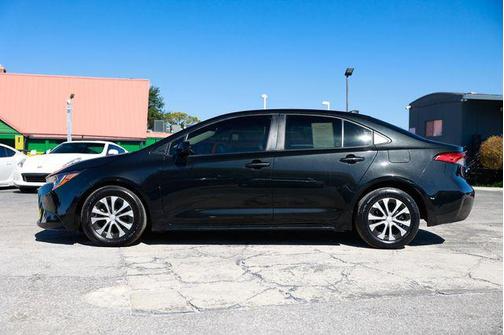 2022 Toyota Corolla Hybrid SE